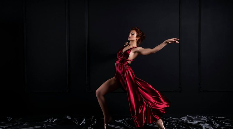 Grace in Every Frame: Aneesa’s Exquisite Fashion Photography Chronicles the Essence of Elegance and Style