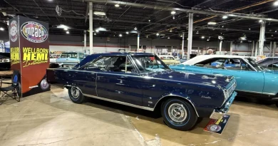 More from MCACN: Hemi Mopars