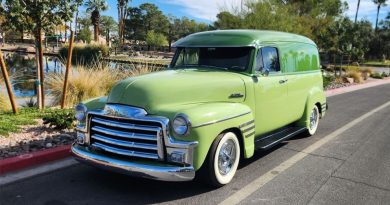 Pick of the Day: 1954 GMC 3100 Panel Truck
