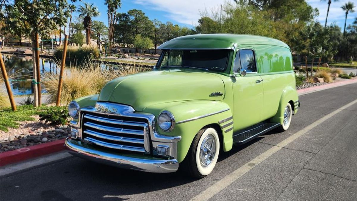Pick of the Day: 1954 GMC 3100 Panel Truck