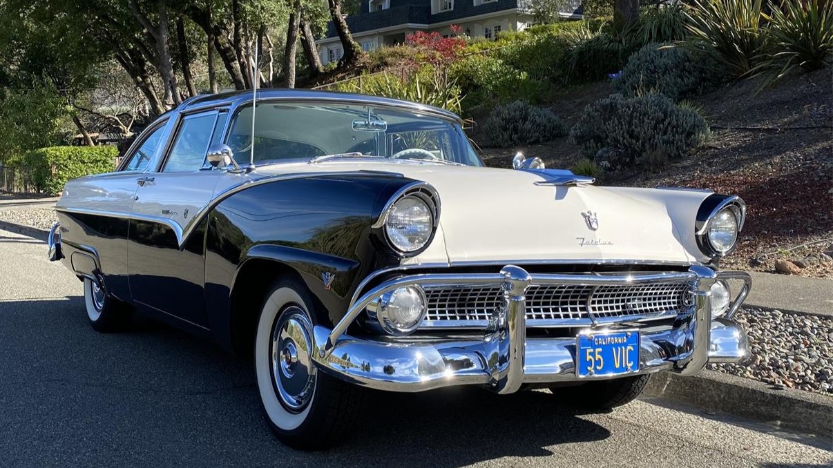 Pick of the Day: 1955 Ford Fairlane Crown Victoria