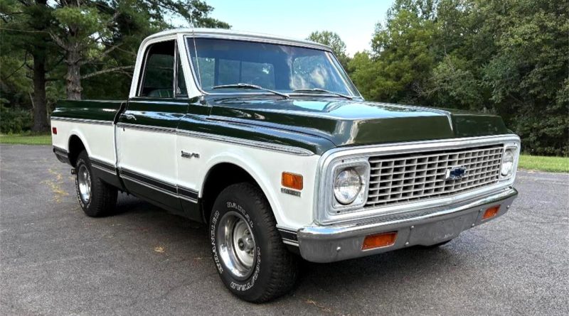 Pick of the Day: 1972 Chevrolet C10 Custom Deluxe Fleetside