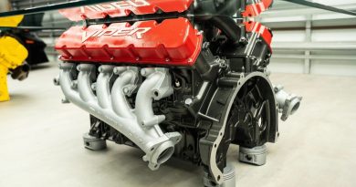This Dodge Viper V10 Engine Has Been Turned Into a Coffee Table