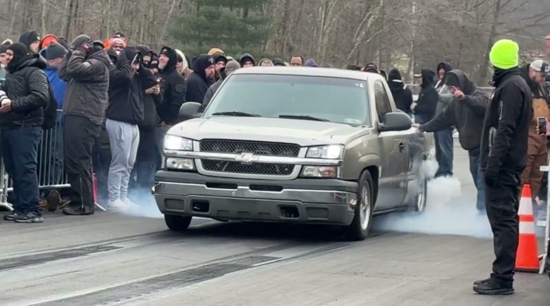 2026 New Year’s Backside No Prep Drag Racing at Maple Grove Raceway! They Ain’t Scared Of No Cold! 2026 New Year’s Backside No Prep Drag Racing at Maple Grove Raceway! They Ain’t Scared Of No Cold!