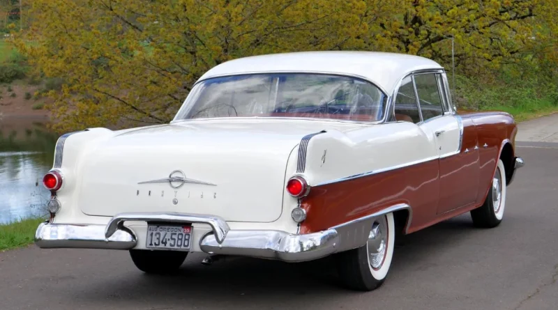 AutoHunter Spotlight: 1955 Pontiac Star Chief Custom Catalina AutoHunter Spotlight: 1955 Pontiac Star Chief Custom Catalina