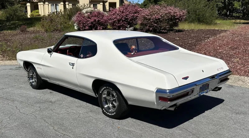 AutoHunter Spotlight: 1970 Pontiac GTO Hardtop