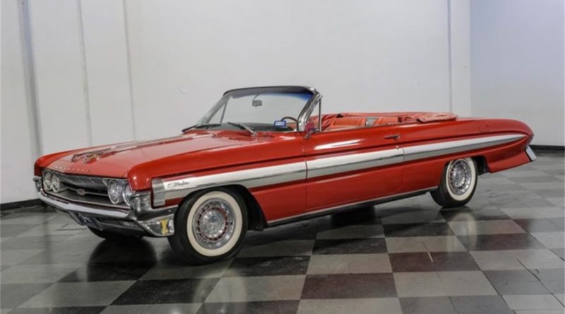 Car Connections: Oldsmobile, Chevrolet, and Mercury Car Connections: Oldsmobile, Chevrolet, and Mercury