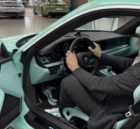 One Of One Porsche 911 S T Funky Minty Shows How Extreme Sonderwunsch Can Be