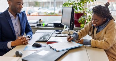 Study: Buyers Want to Keep Key Car Buying Practices the Old-School Way