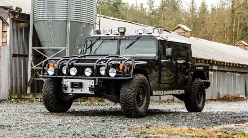 The Wild Hummer H1 Tupac Bought Weeks Before His Death Is Up for Auction
