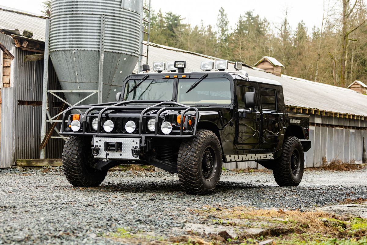 The Wild Hummer H1 Tupac Bought Weeks Before His Death Is Up for Auction