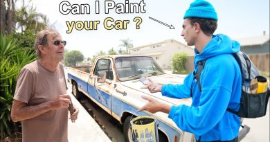 This Guy Is Asking Strangers to Paint THEIR Car… What Would You Say If Approached By This Guy?