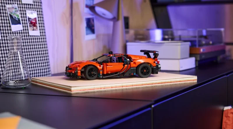 Two New Bugatti Hypercars Now Come in Lego Form